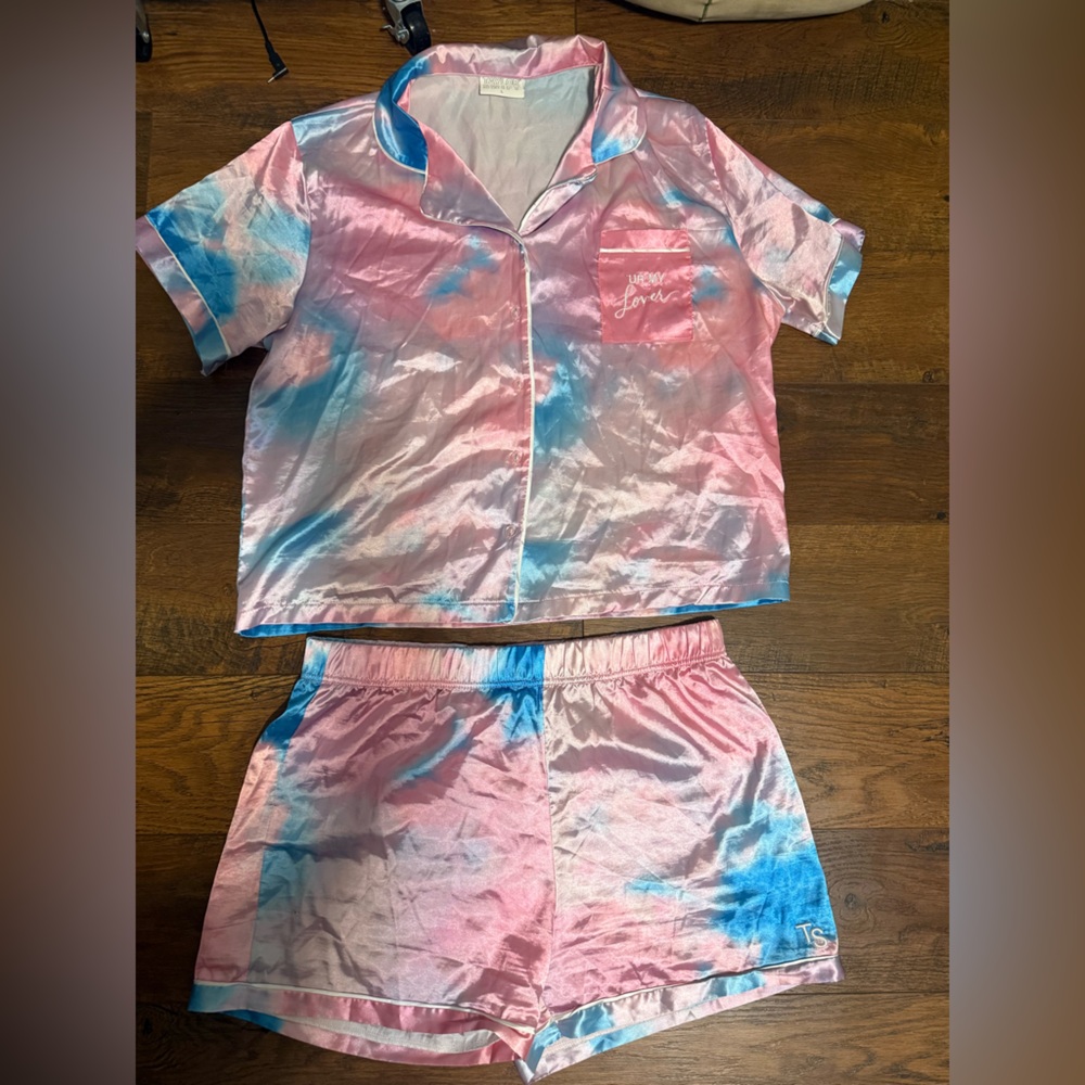 Taylor Swift Lover Pajama Set